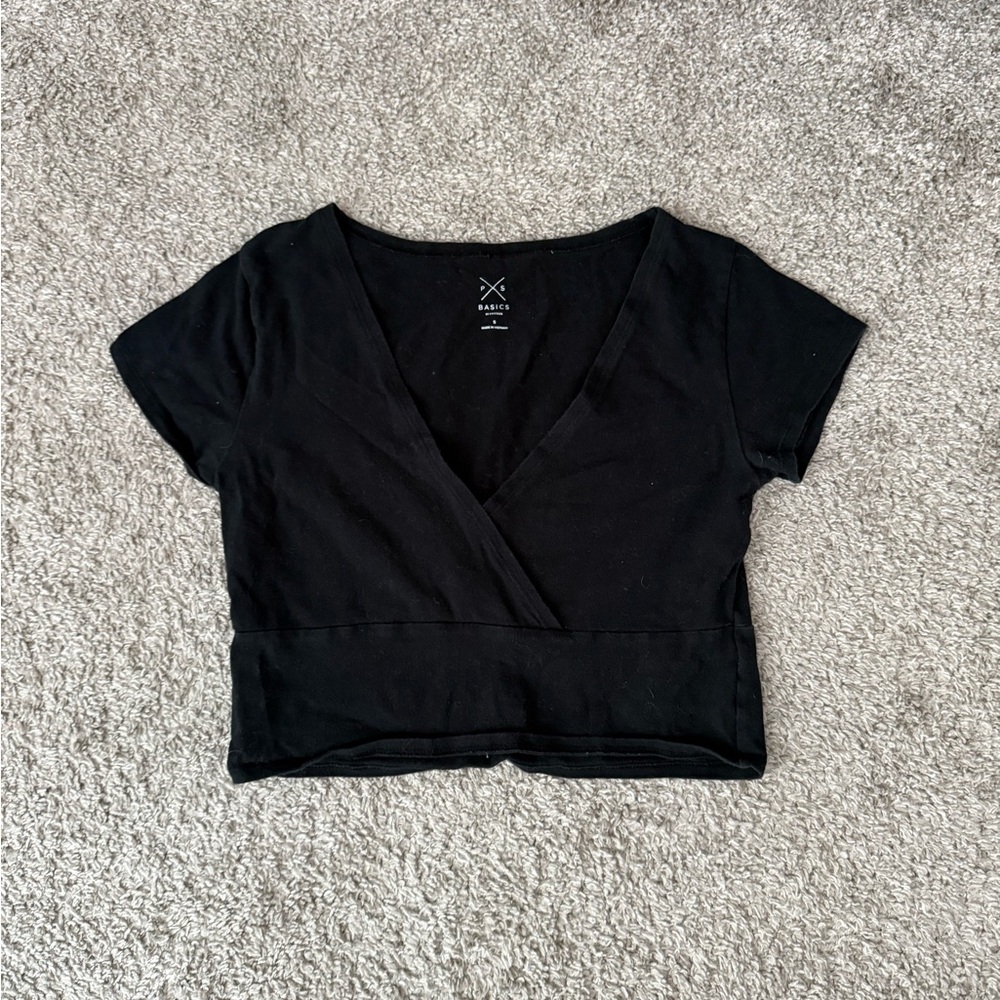 Black Short Sleeve Crop Wrap Top